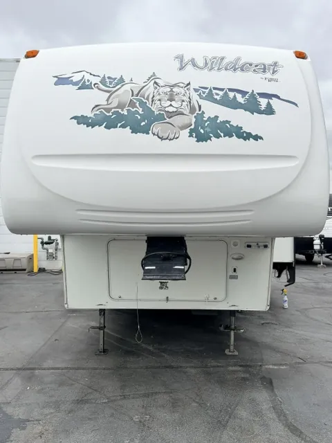2005 Forest River Wildcat 27RL - Photo 3