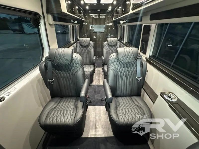 2026 Midwest Automotive Designs Day Cruiser D6 - Photo 2