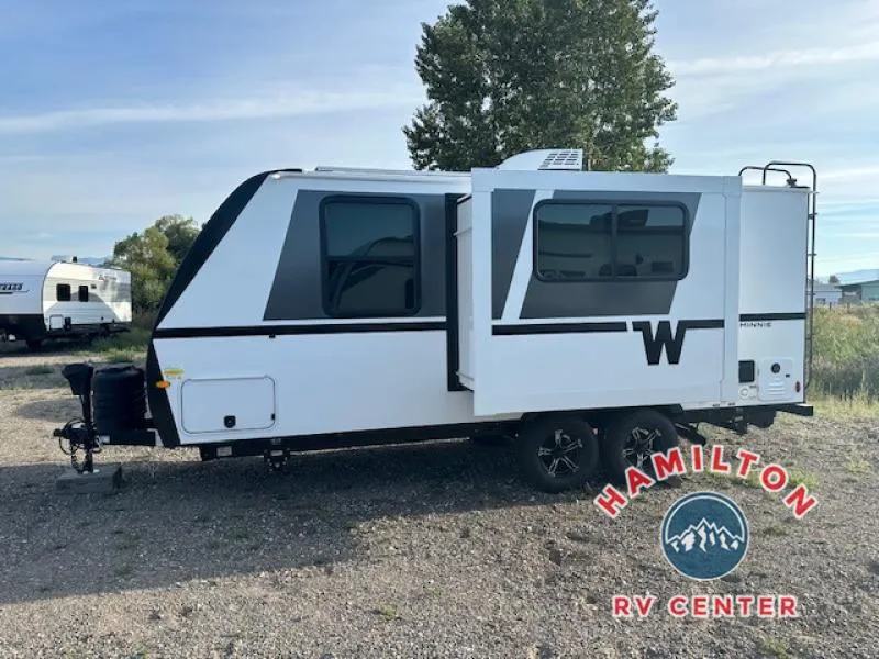 2026 Winnebago Micro Minnie 2108DS - Photo 3