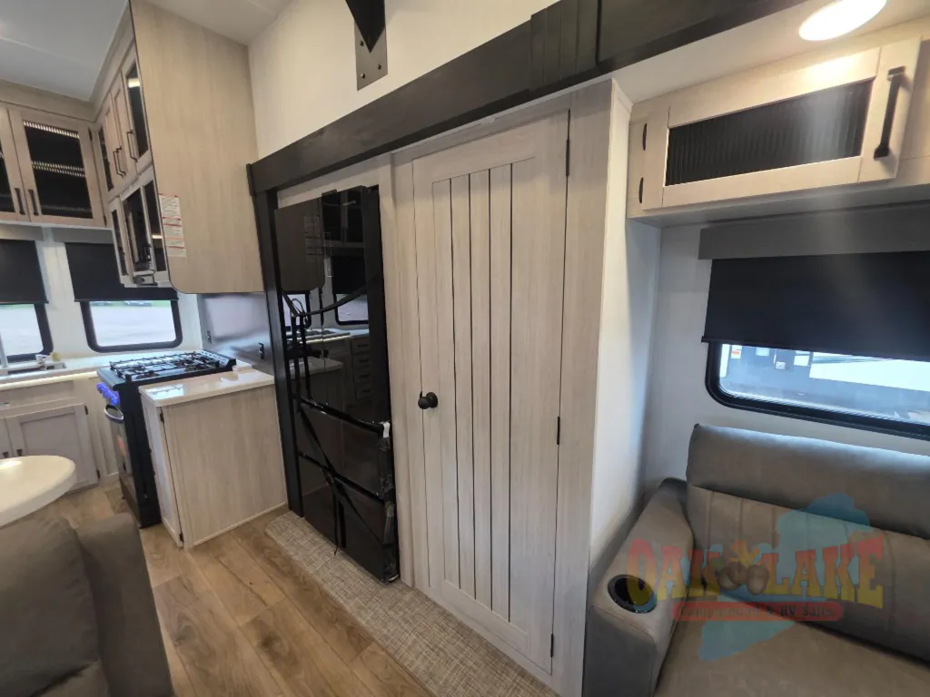 2027 Forest River Puma Vista 403LFT, Photos photo 9