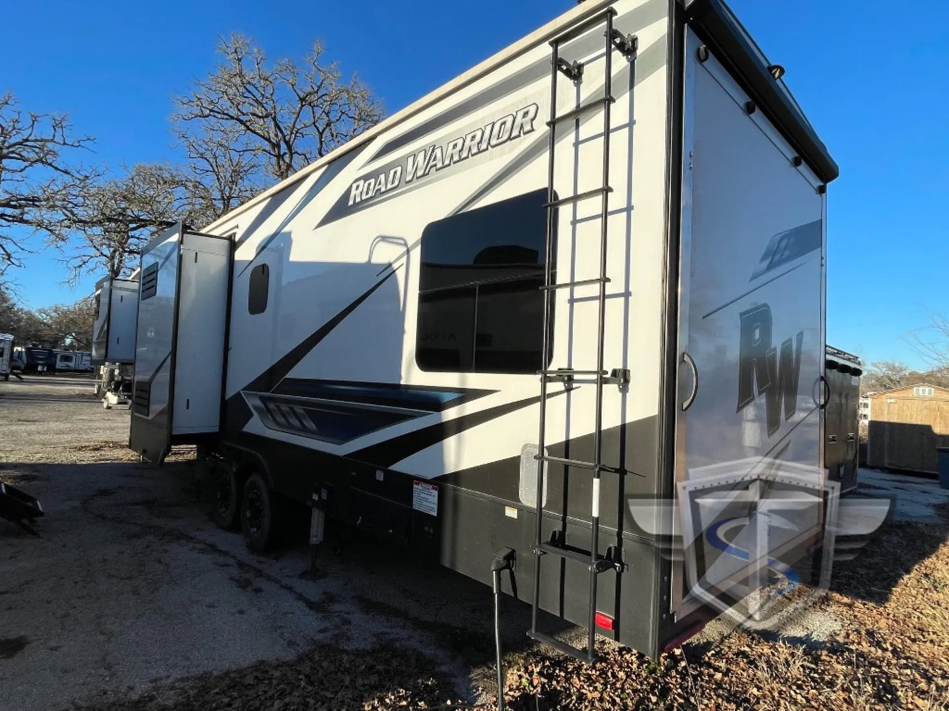 2022 Heartland Road Warrior 375