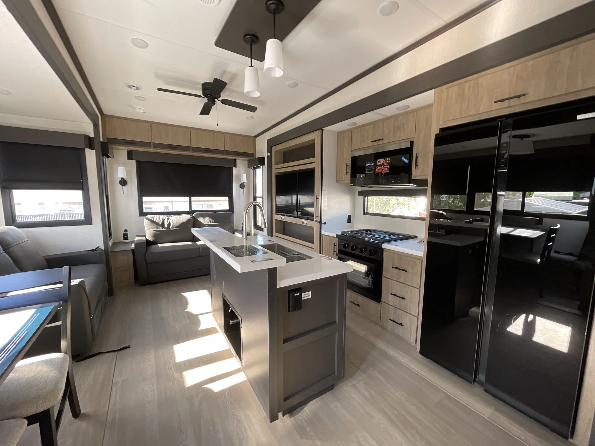 2026 Forest River Campsite Elite 32BAM — living area main
