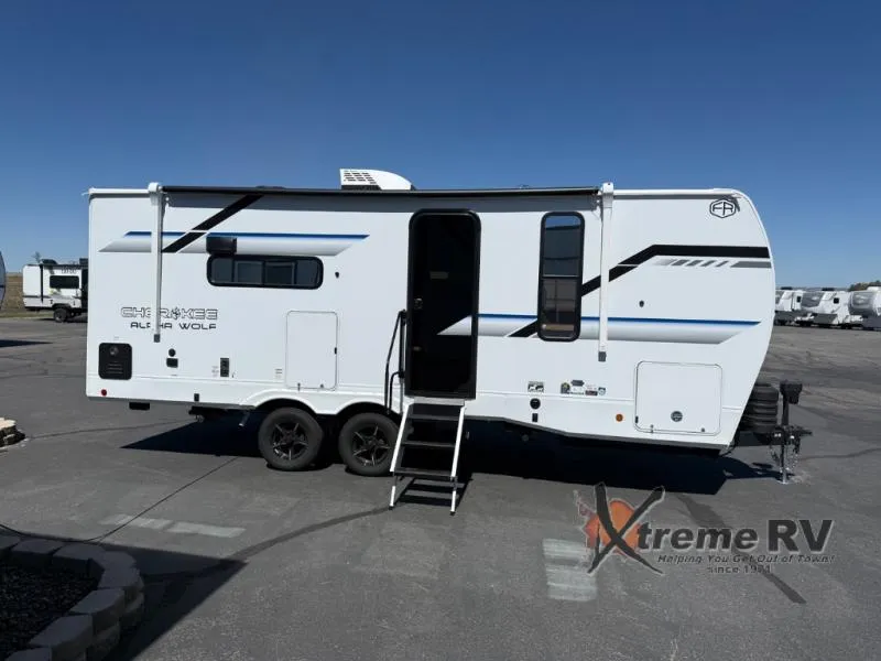 2026 Forest River Cherokee Alpha Wolf 21RB - Photo 2
