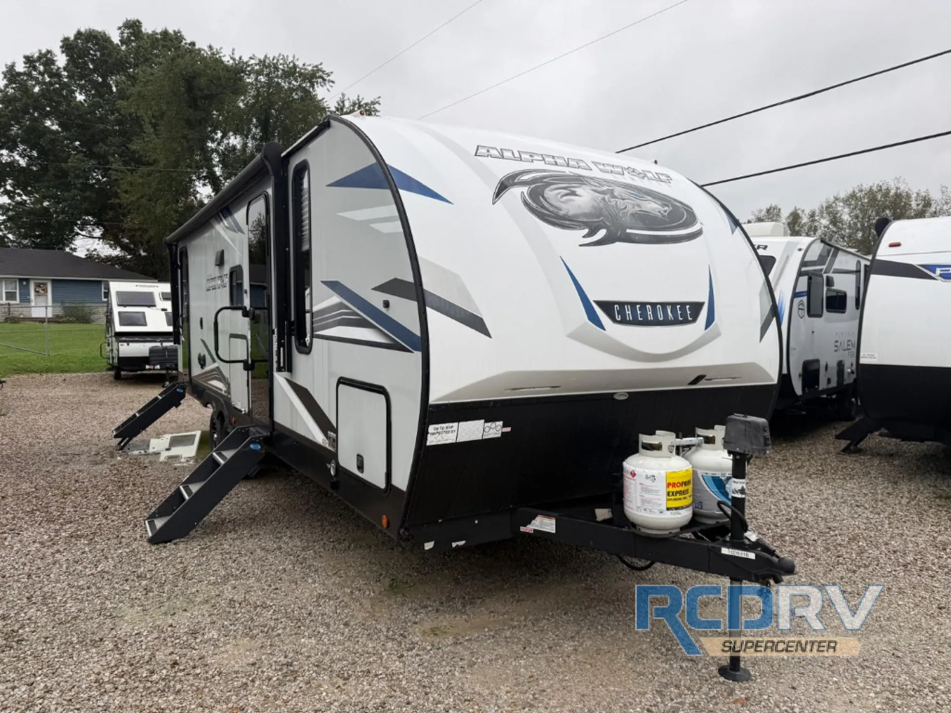 2021 Forest River Cherokee Alpha Wolf 26DBH-L