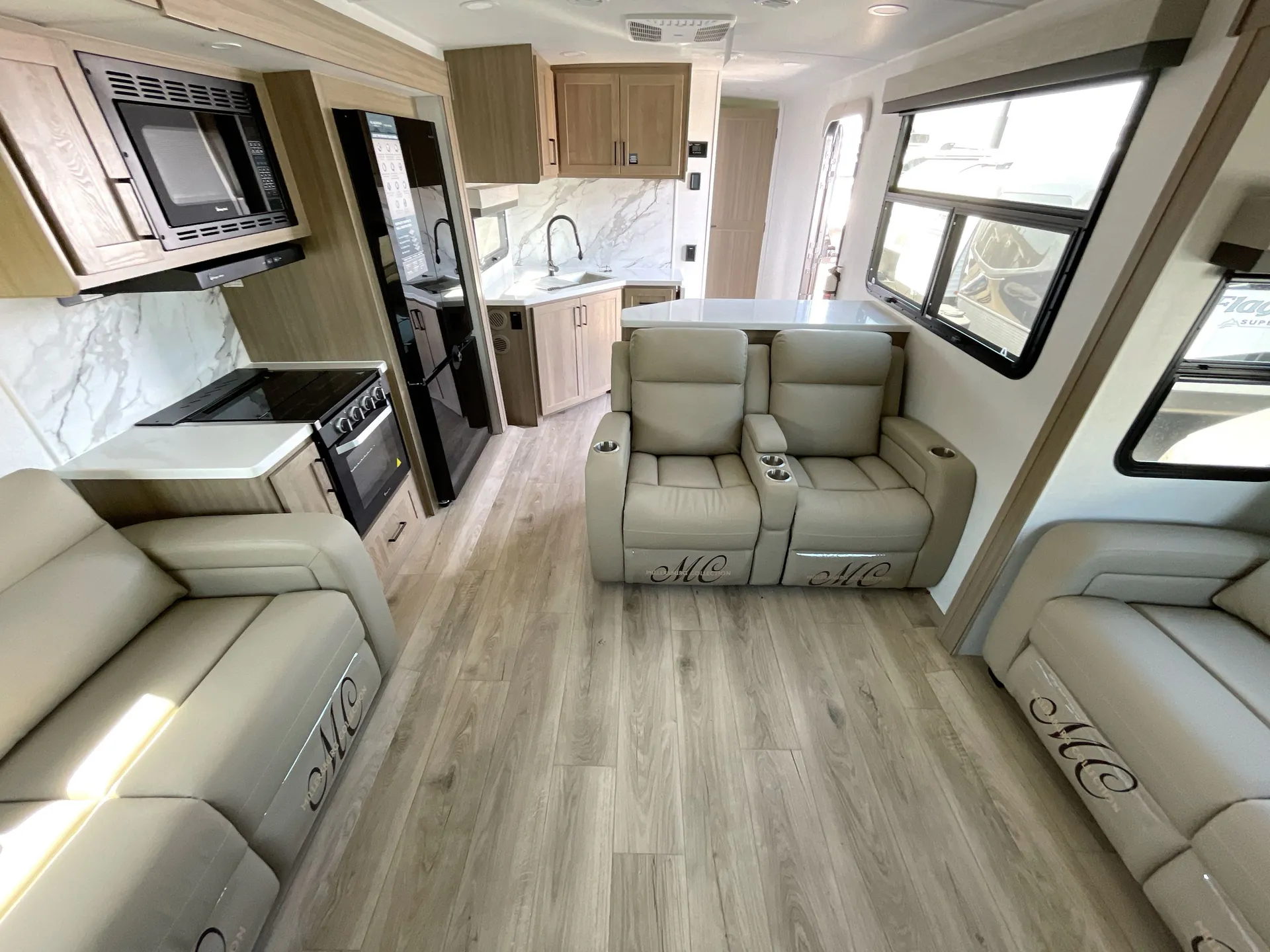 2027 Forest River Flagstaff Super Lite 29FBRL — living area main