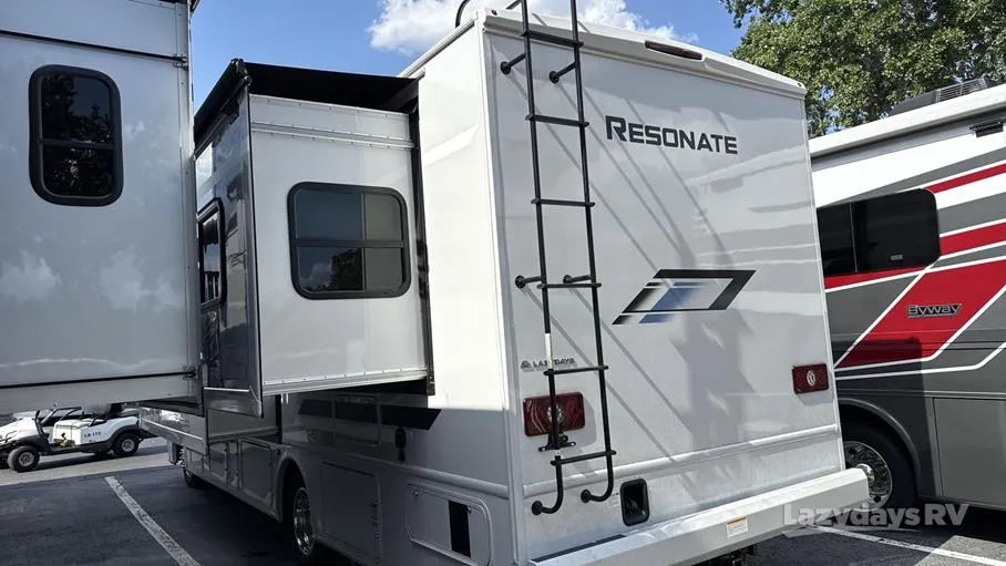 2026 Thor Motor Coach Resonate 29G - Photo 4