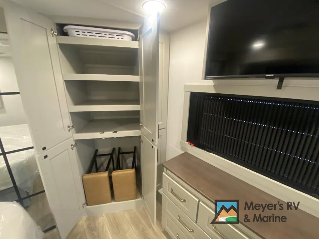 2026 Brinkley Model G 3520, Photos photo 20