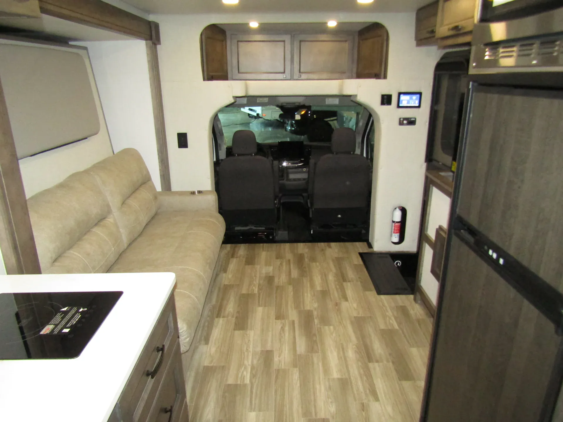 2026 Tiffin Midas 24 MT - Photo 4