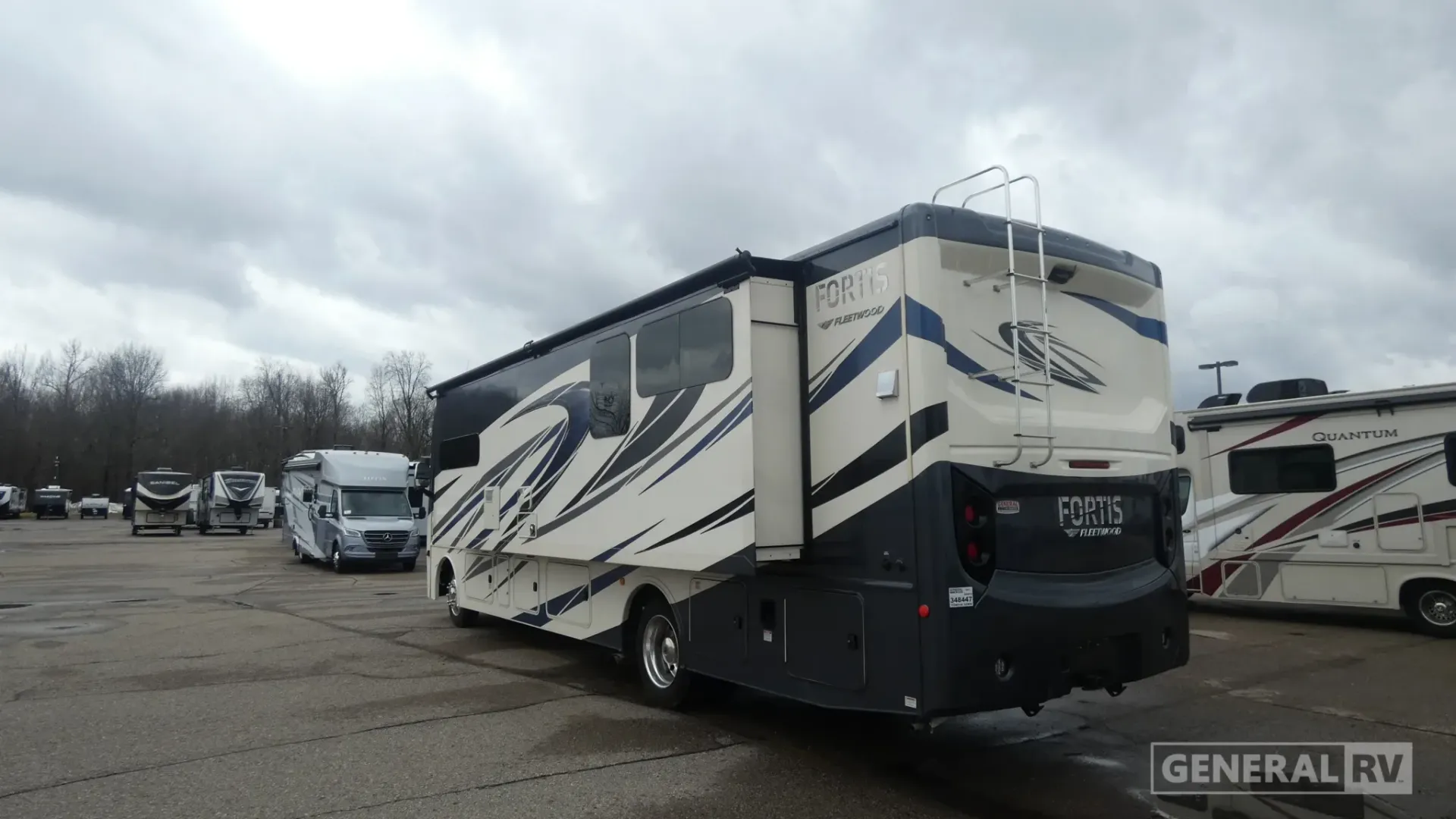2021 Fleetwood Fortis 32RW - Photo 4