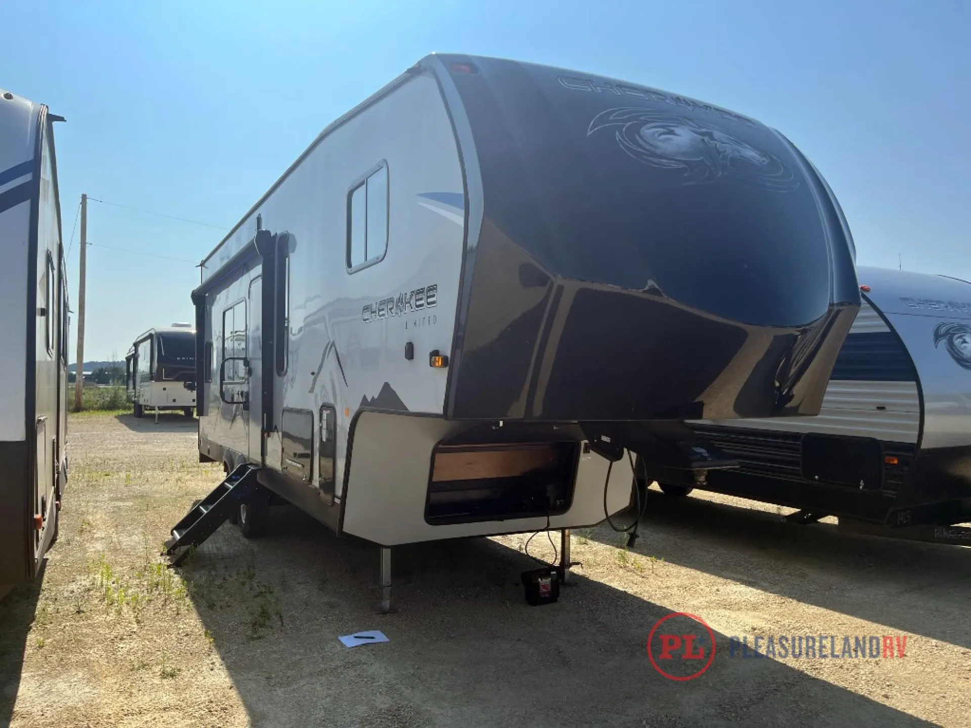 2020 Forest River Cherokee 255RR - Photo 2