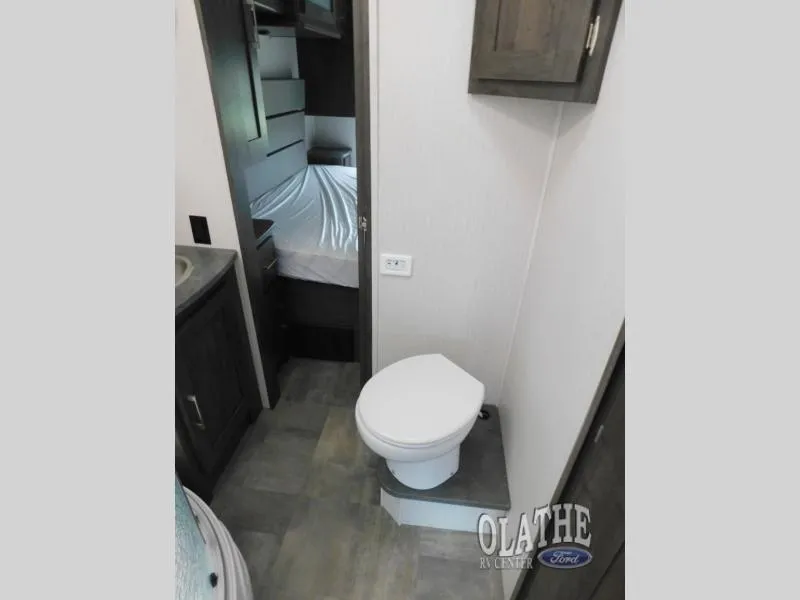 2023 Coachmen Pursuit 31BH - Photo 4