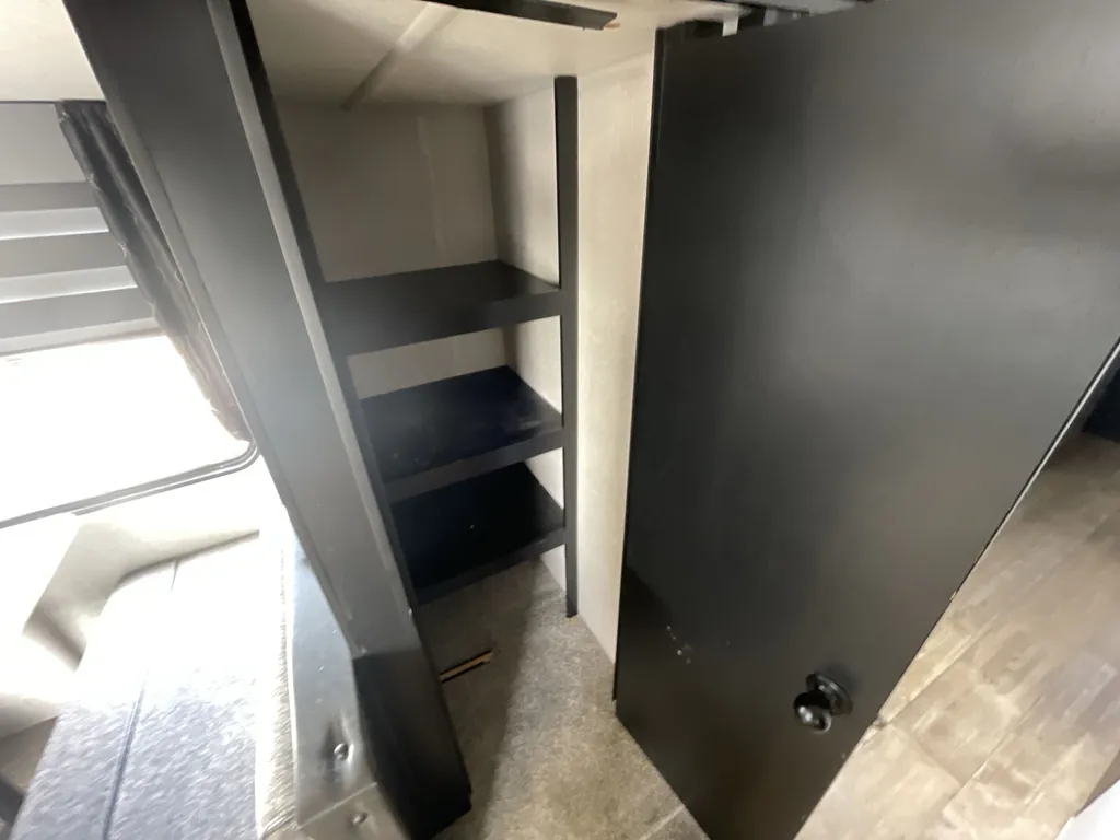 2021 Forest River Cherokee 306MM, Photos photo 16