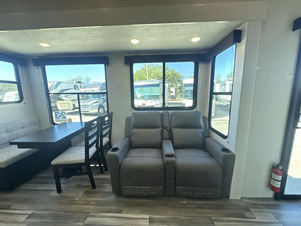 2026 Jayco Jay Flight Bungalow 404LOFT DS, Photos photo 24