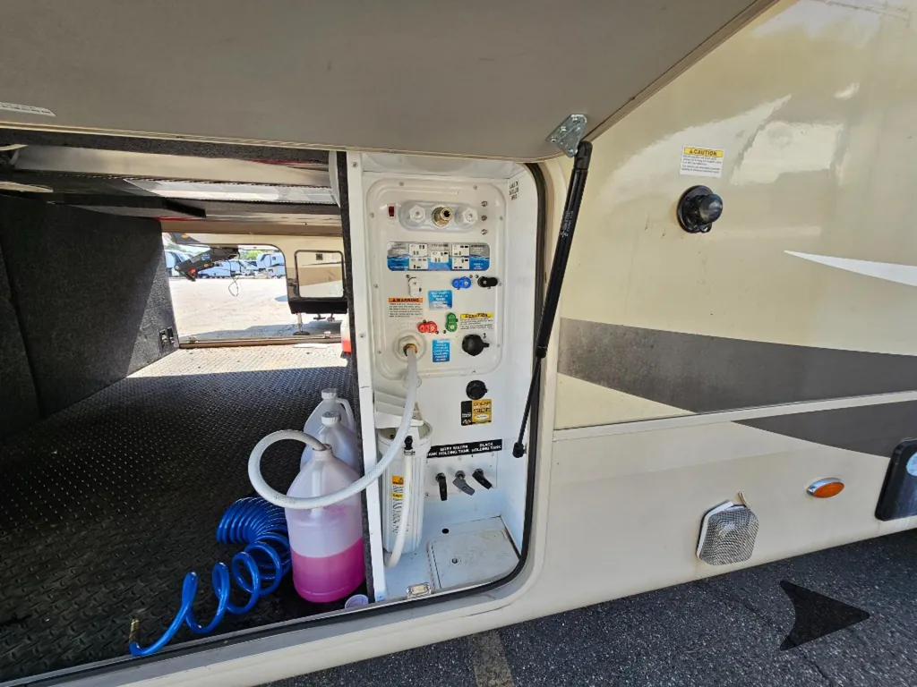 2020 Jayco Pinnacle 36FBTS, Photos photo 16