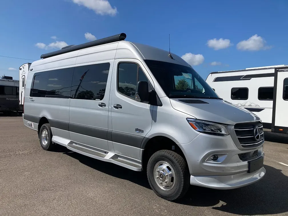 2024 Holiday Rambler Xpedition SL4E - Photo 2