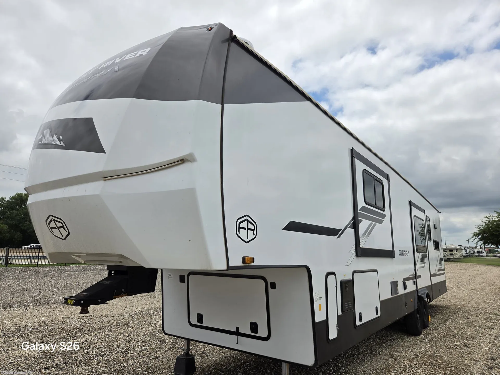 2025 Forest River Sierra 3800RK - Photo 3