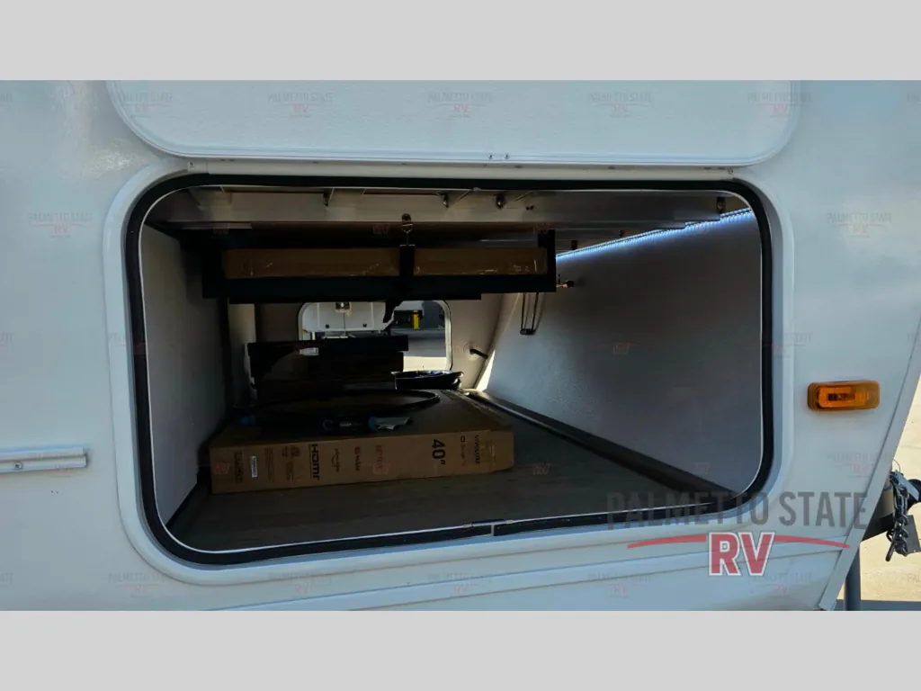 2026 Coachmen Freedom Express Ultra Lite 258BHS, Photos photo 23