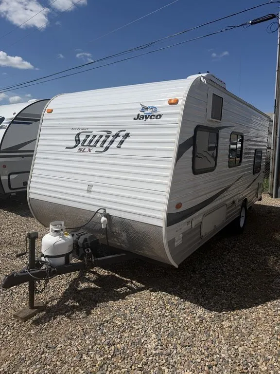 2011 Jayco Swift 184BH - Photo 2