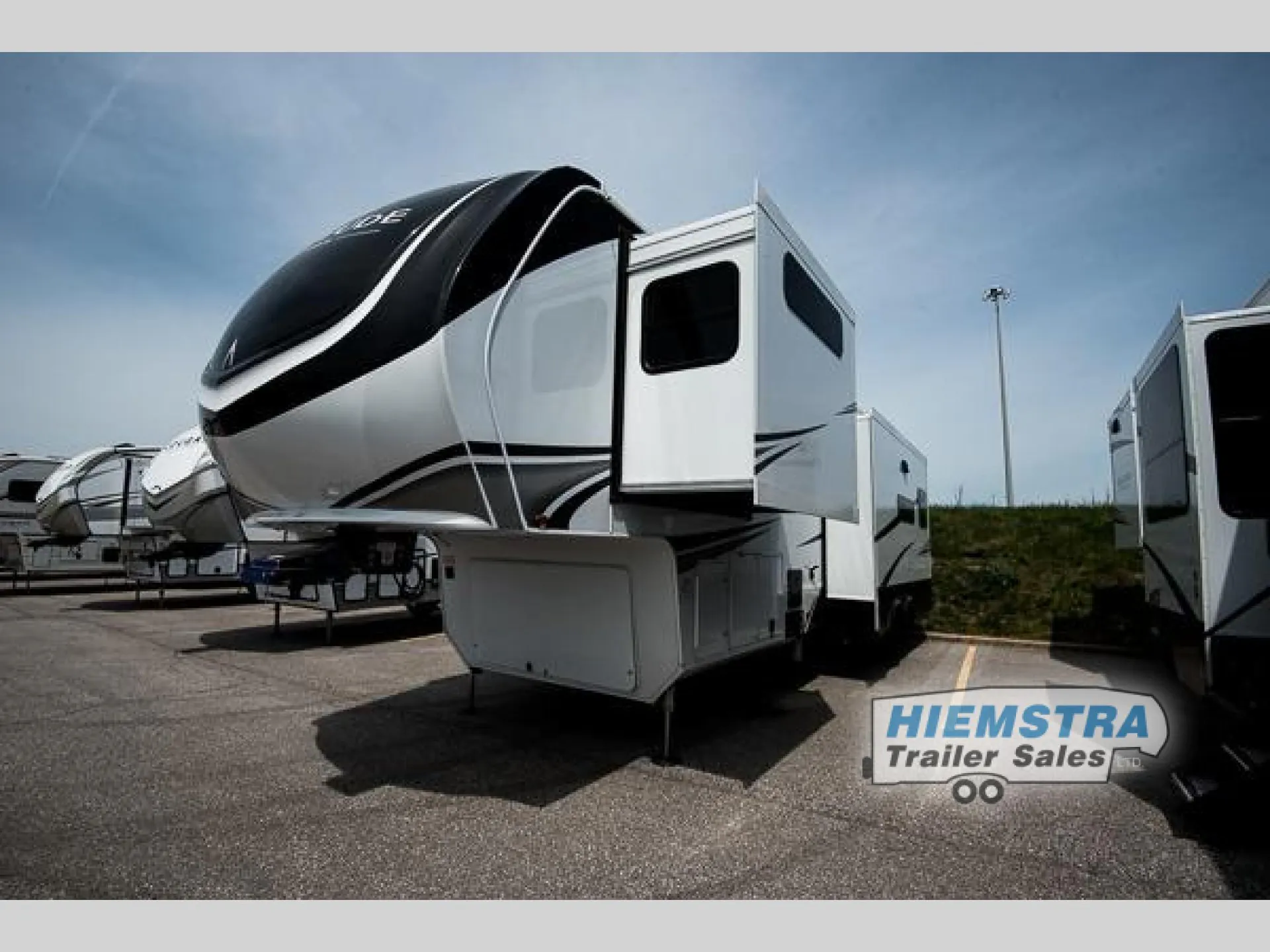 2026 Grand Design Solitude 310GK - Photo 4