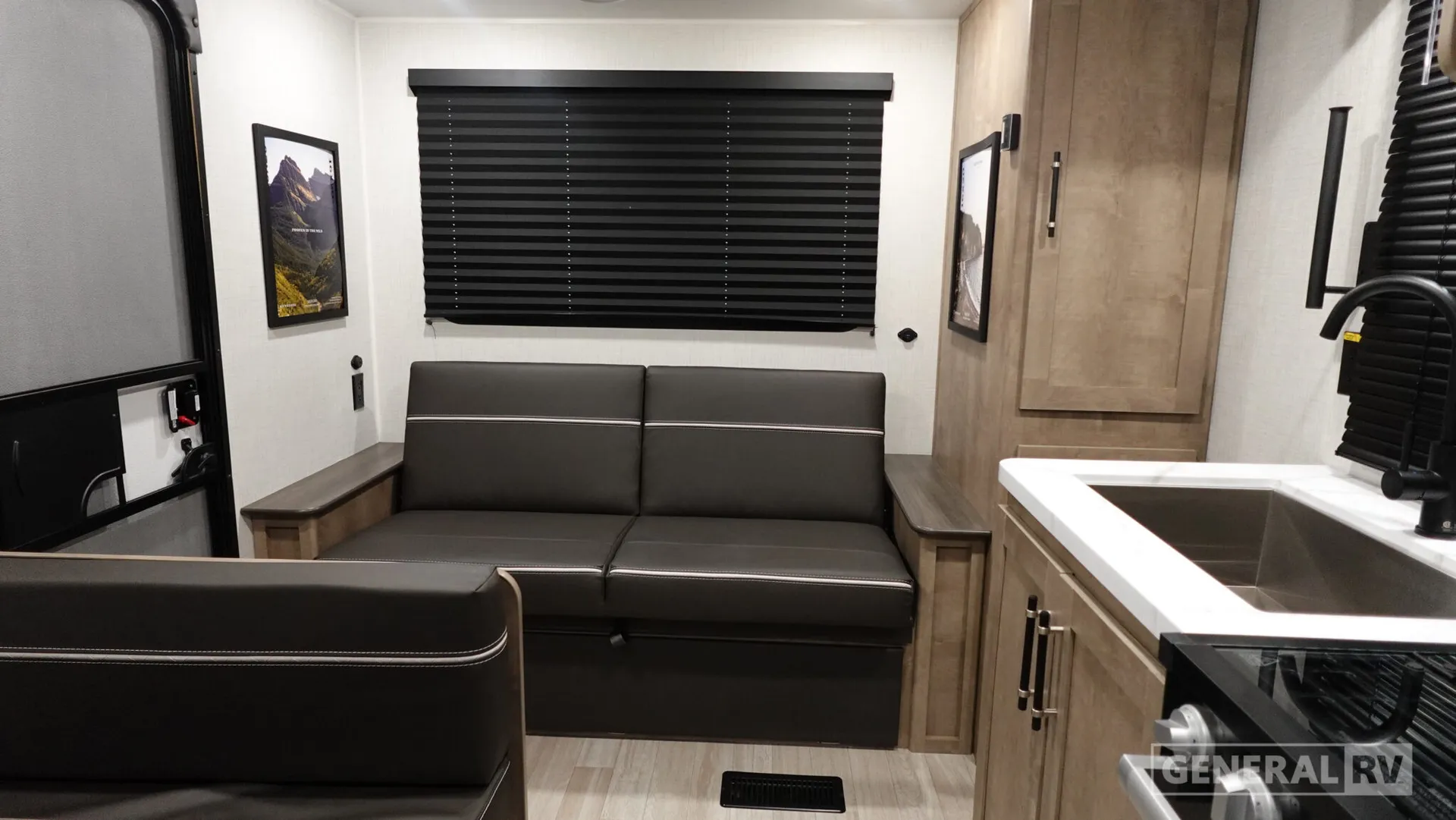 2026 Keystone Springdale 2100RL - Photo 3