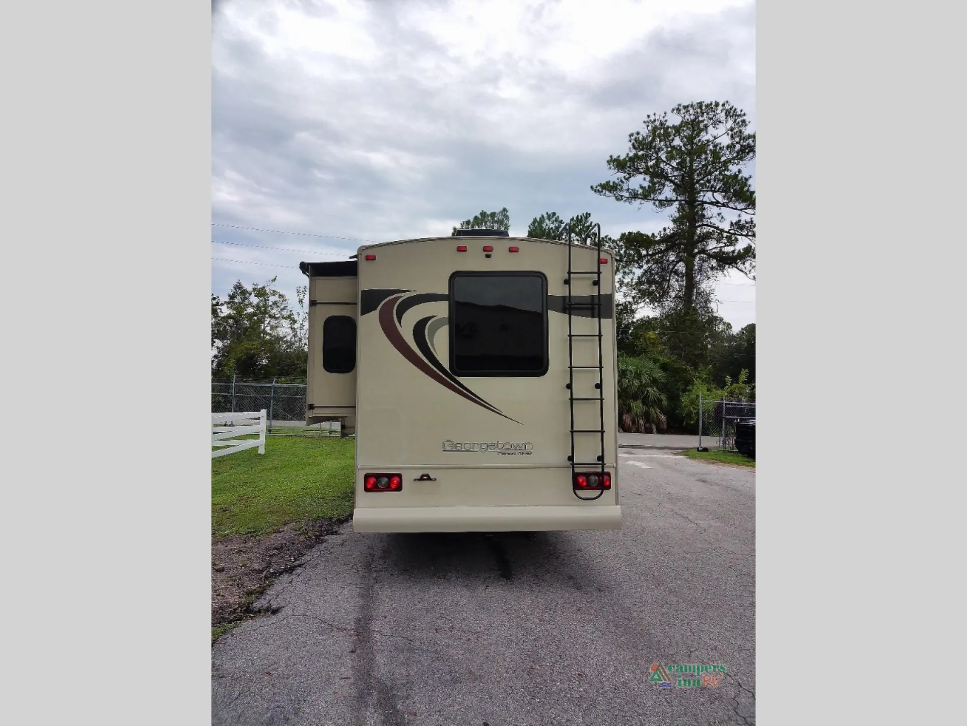 2019 Forest River Georgetown 3 Series GT3 30X3 — Photo 6