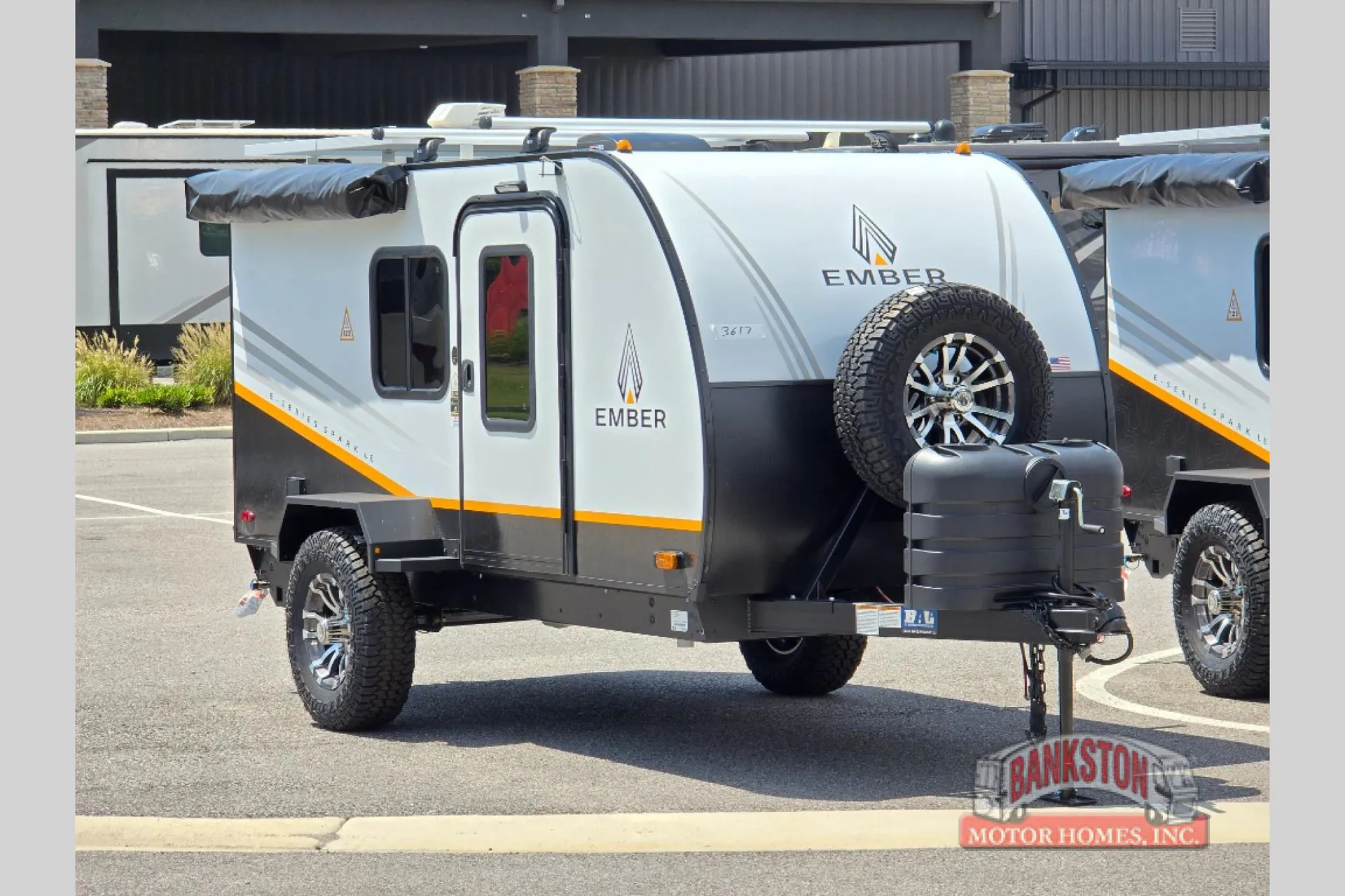 2026 Ember RV E-Series 12RK - Photo 2