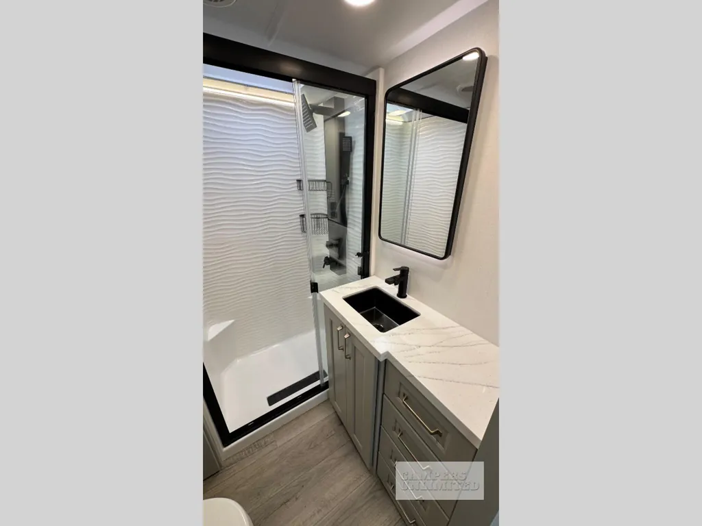 2026 Brinkley Model G 3520, Photos photo 14