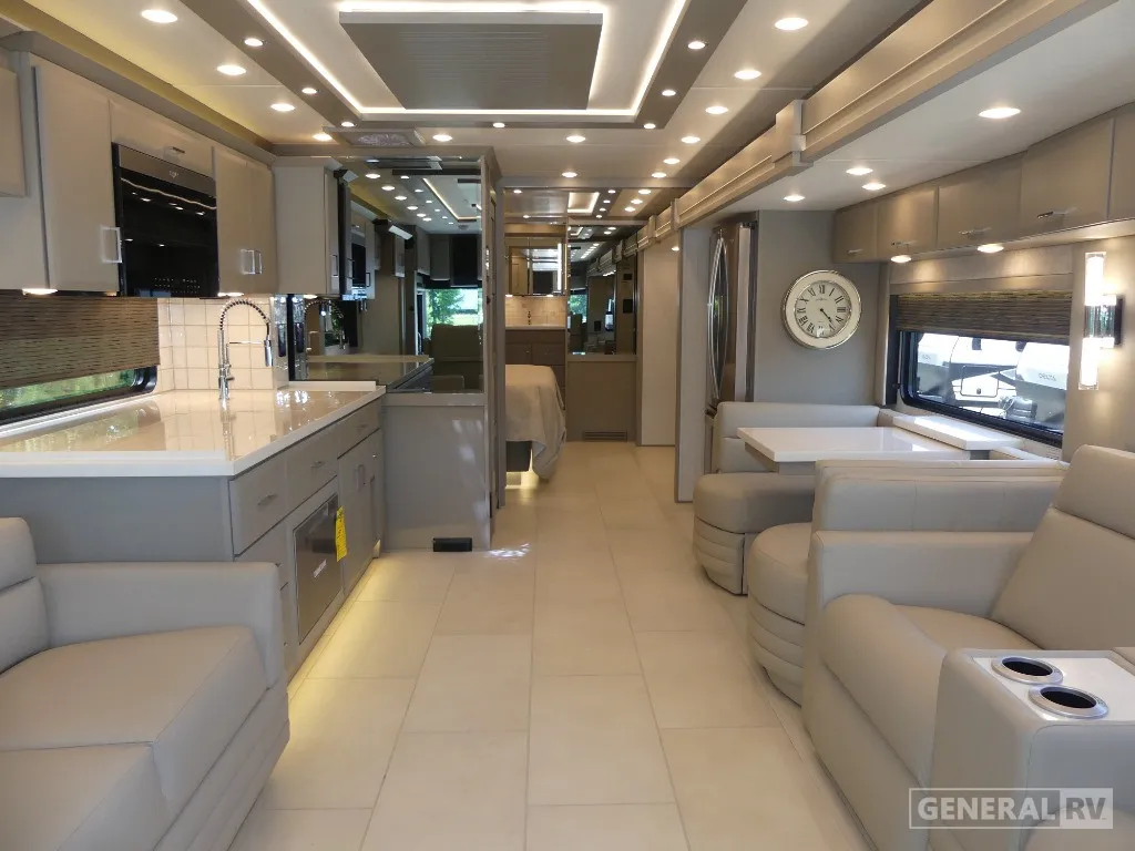2026 Newmar Mountain Aire 4118 - Photo 3