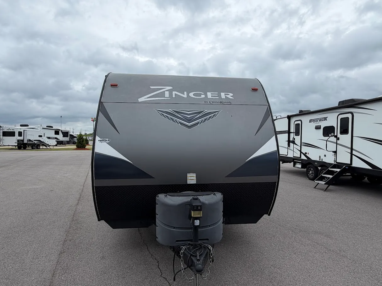2018 CrossRoads Zinger ZR205BH - Photo 2