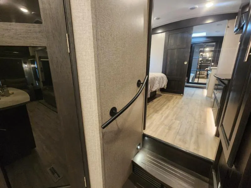 2021 Jayco Pinnacle 36FBTS, Photos photo 47