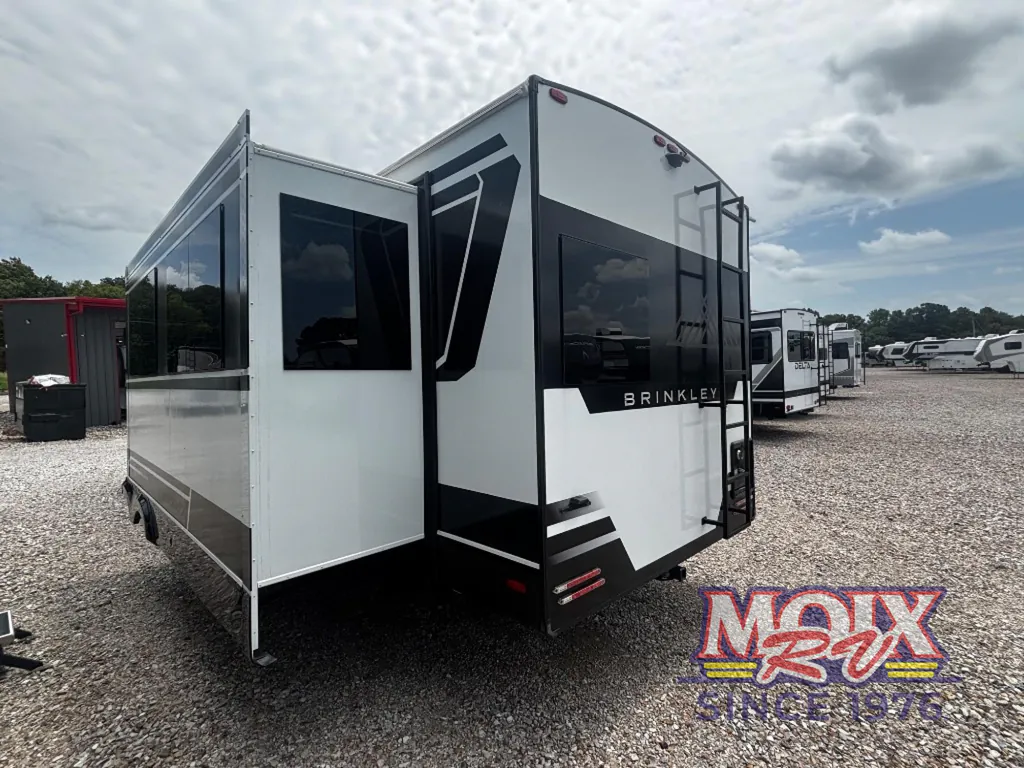 2025 Brinkley Model Z Air 285, Photos photo 4