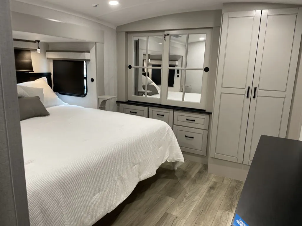 2026 Jayco North Point 395DSDB, Photos photo 41