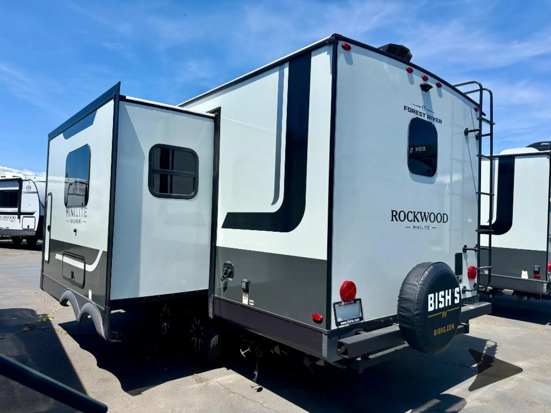 2026 Forest River Rockwood Mini Lite 2214S — Photo 6