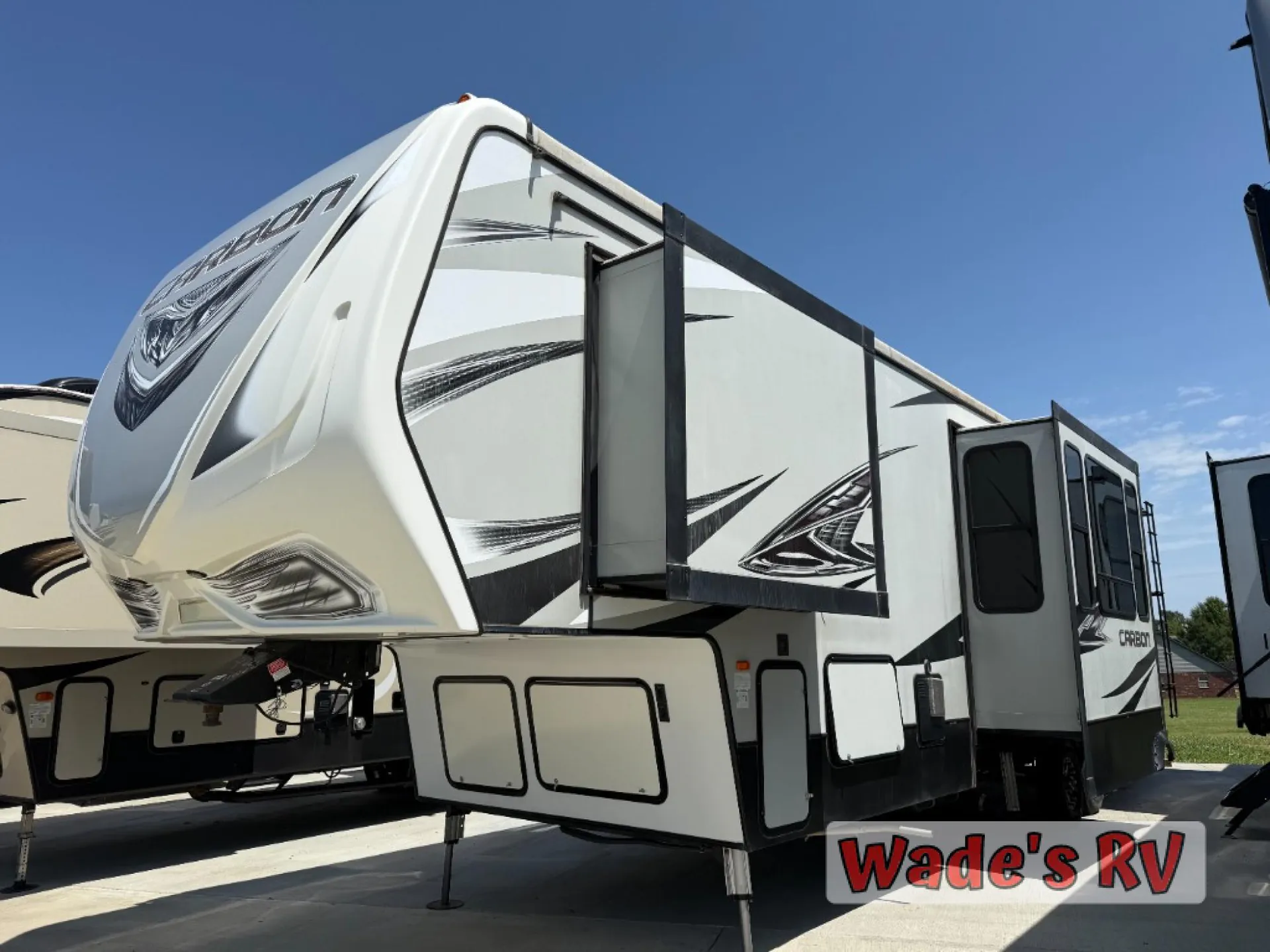 2017 Keystone Carbon 347 - Photo 4