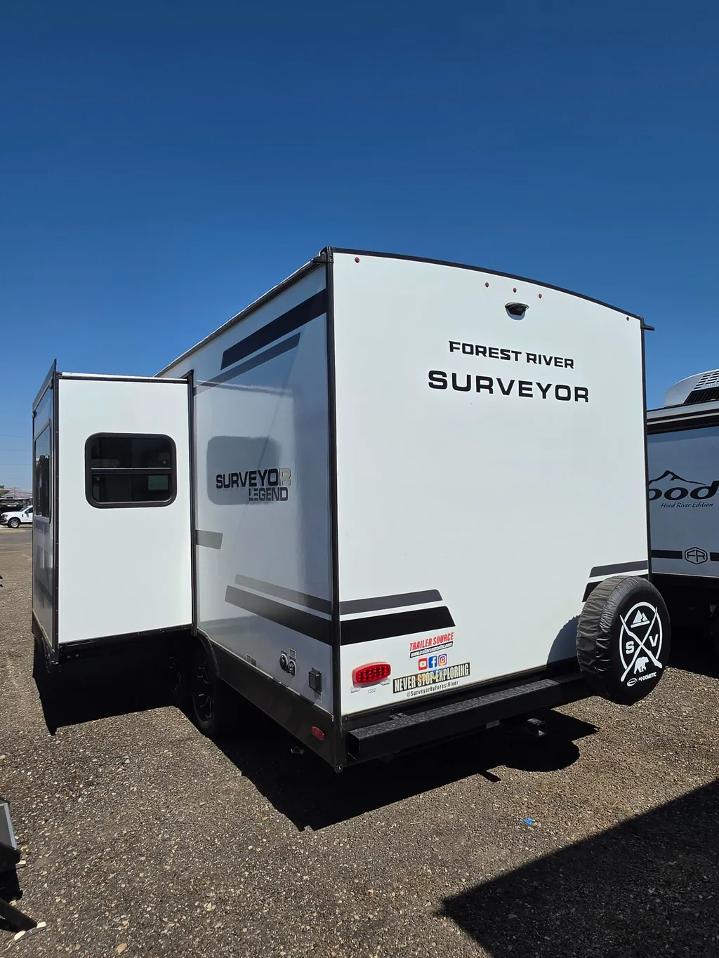 2027 Forest River Surveyor Legend 202RBLE, Photos photo 3