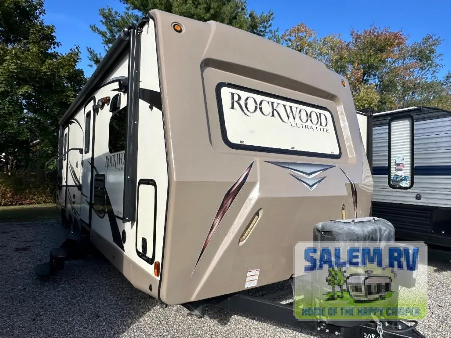 2016 Forest River RV Rockwood Ultra Lite 2608WS - Photo 2
