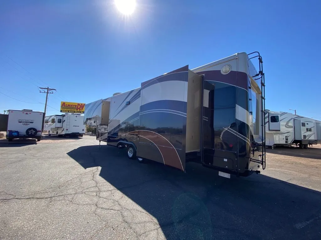 2016 DRV MOBILE SUITES 41RSSB4 - Photo 4