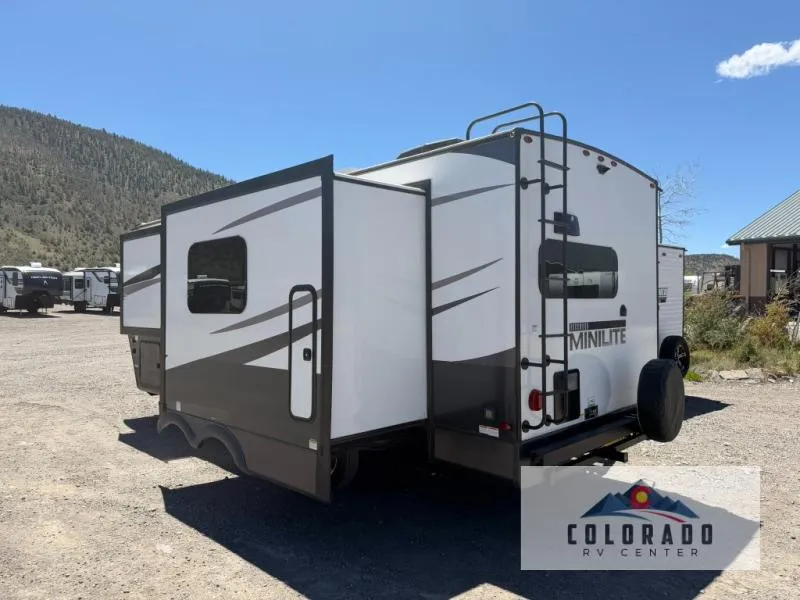 2024 Forest River Rockwood Mini Lite 2515S - Photo 2