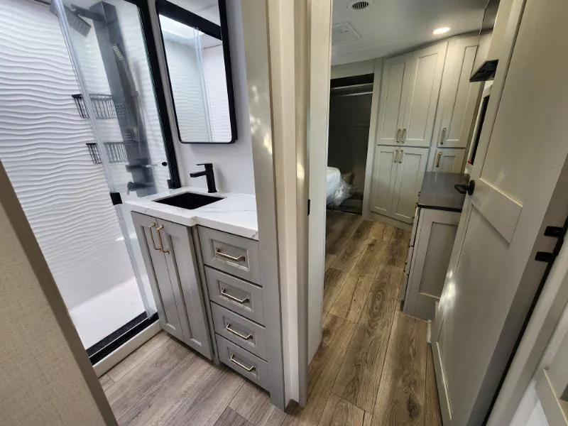2026 Brinkley Model G 3970, Photos photo 22