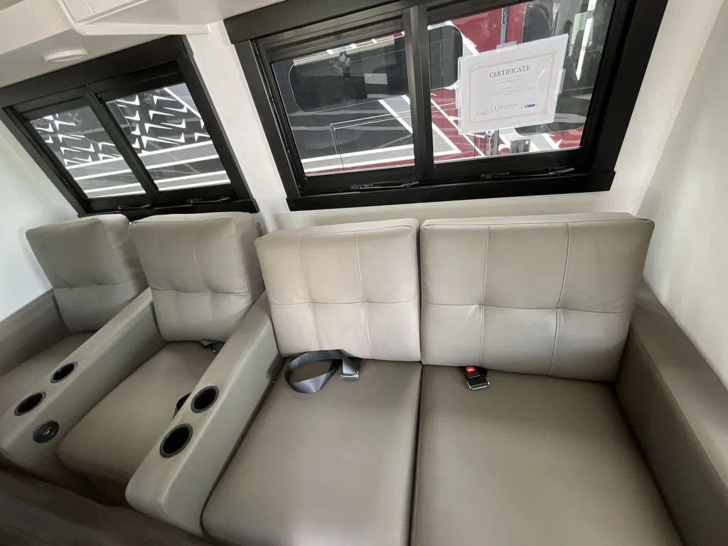 2026 Entegra Coach Vision XL 36C, Photos photo 6