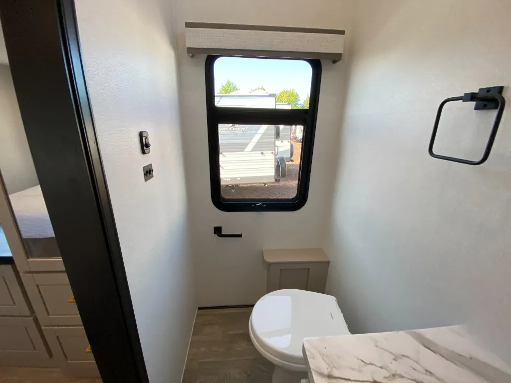 2027 Jayco North Point 380FBRK, Photos photo 54
