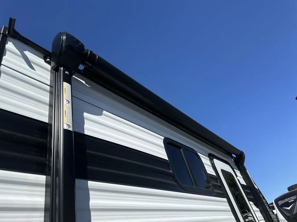 2026 Grand Design Transcend One 131DL - Photo 3
