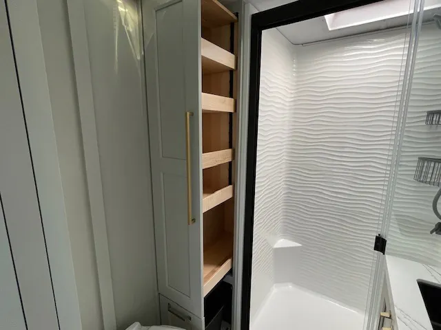 2026 Brinkley Model G 3970, Photos photo 32