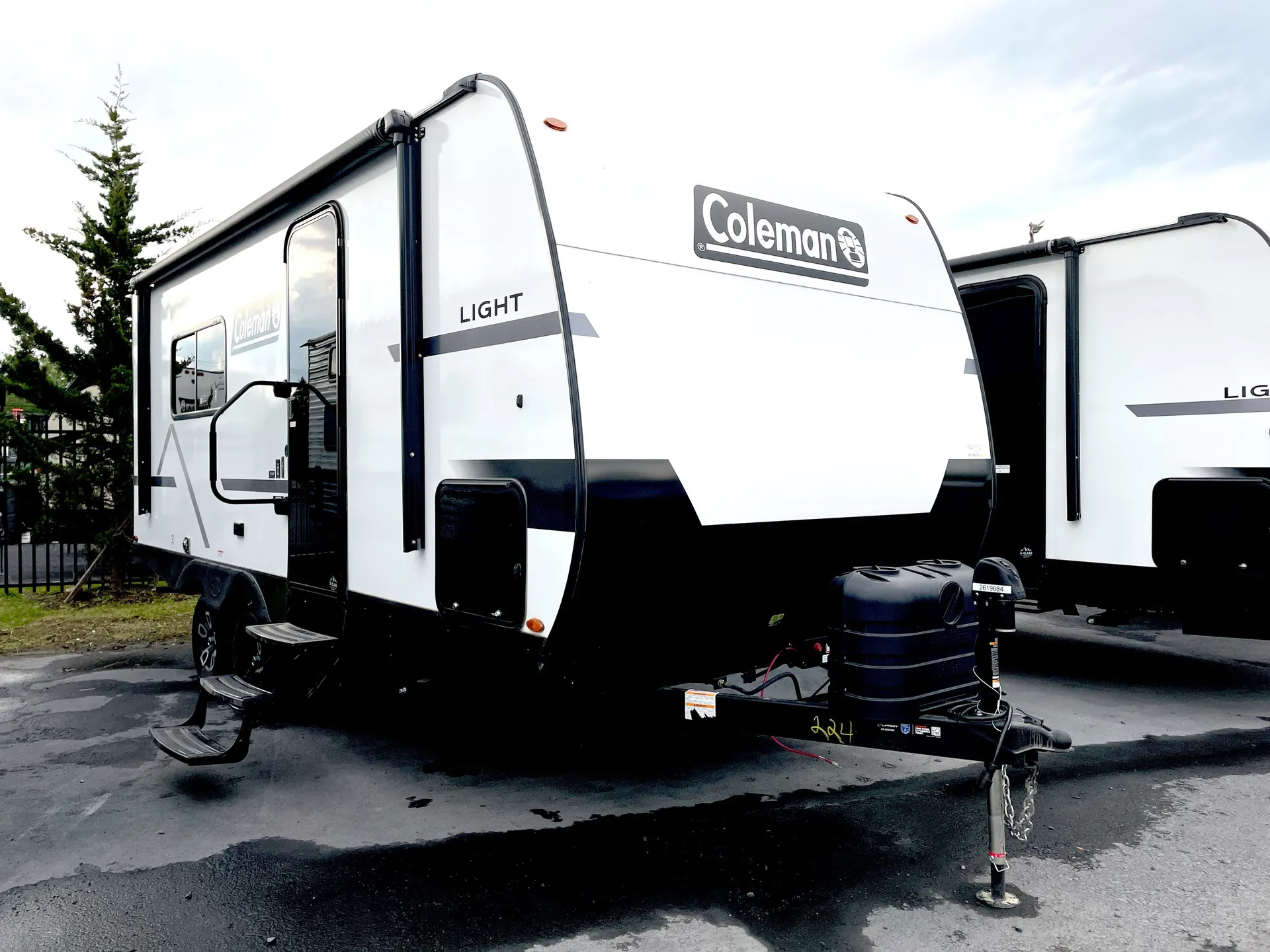2026 Keystone Coleman Light 18RX - Photo 2
