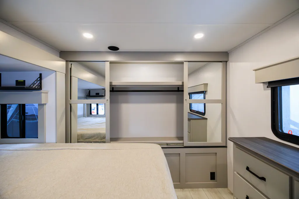 2026 Keystone Montana High Country 377FL, Photos photo 29