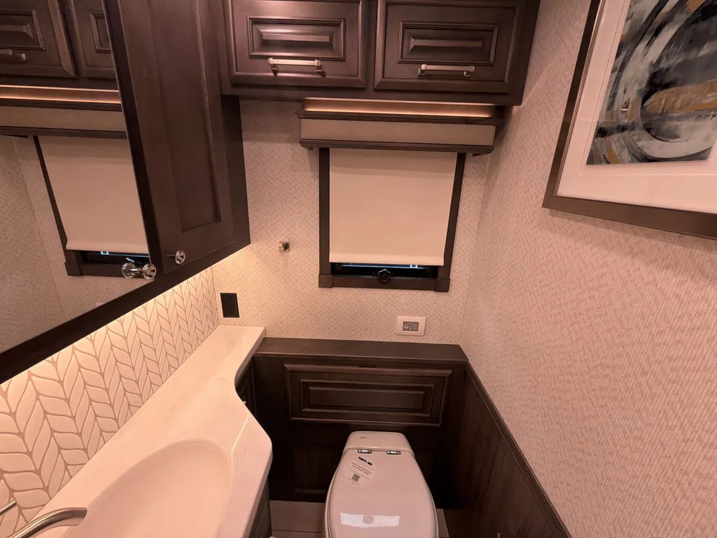 2026 Entegra Coach Aspire 44D, Photos photo 19