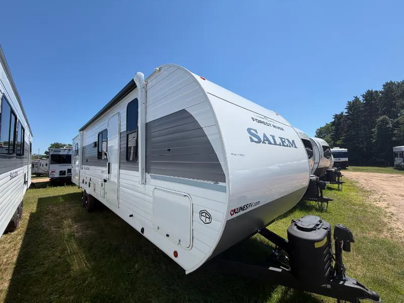 2026 Forest River Salem 31KQBTS dealer photo 1 from Kunes RV