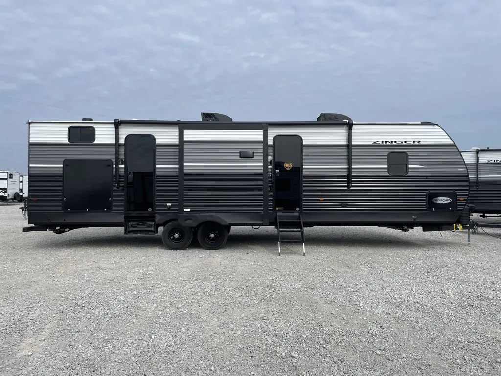 2026 CrossRoads Zinger 331BH - Photo 2