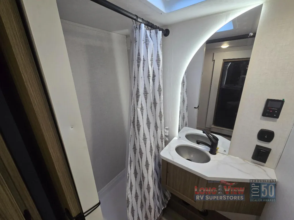 2026 Forest River Wildwood FSX 180ICE, Photos photo 11