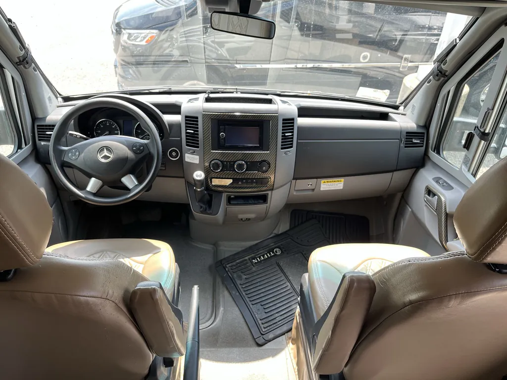 2017 Tiffin Wayfarer 24 QW, Photos photo 7